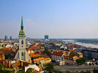 AMAZING TRANSFER between Budapest and Vienna with a STOP IN BRATISLAVA, SLOVAKIA, Three Europen capital cities in one day, in 6 hours! Our special offer for travellers between Vienna and Budapest is an amazing transfer and scenic tour in Bratislava during the journey.