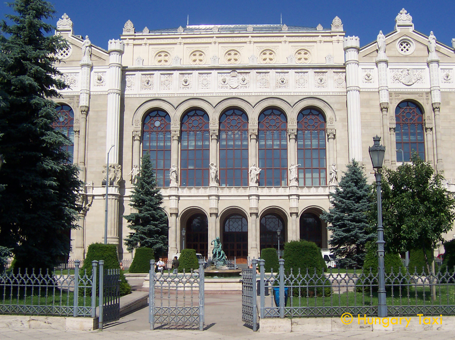 - Vigadó Concert Hall